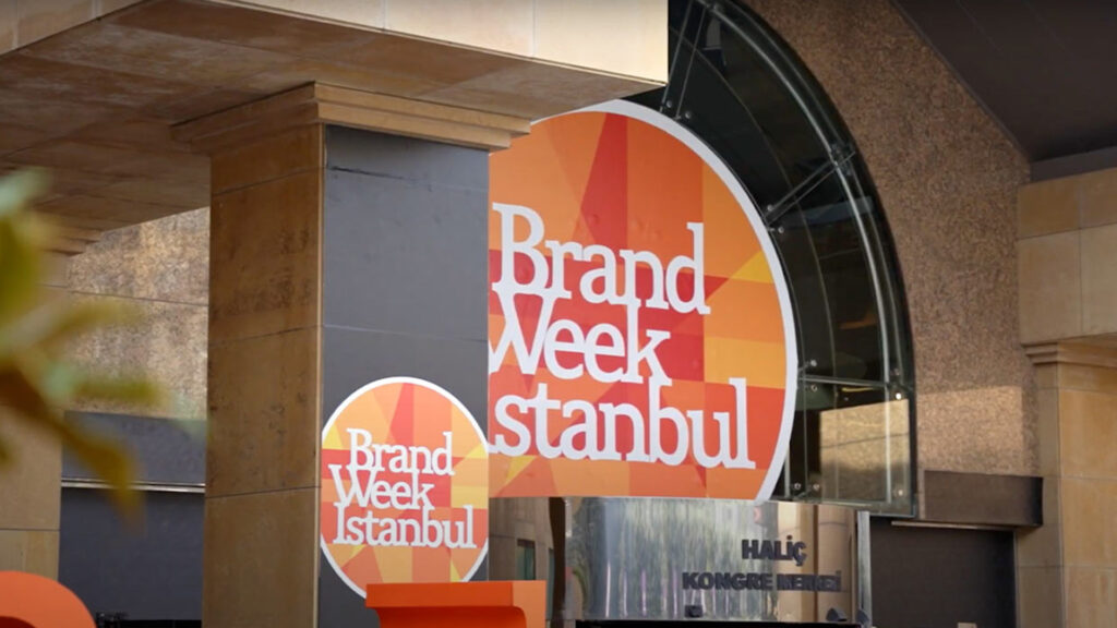 Networking at Brand Week Istanbul 2024