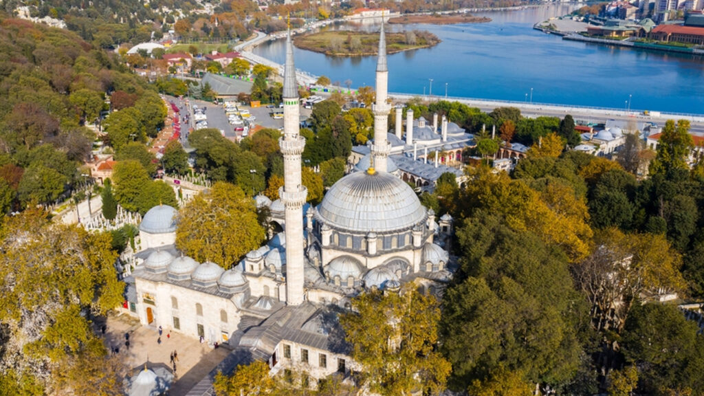 Eyüp Sultan Mosque Golden Horn Istanbul