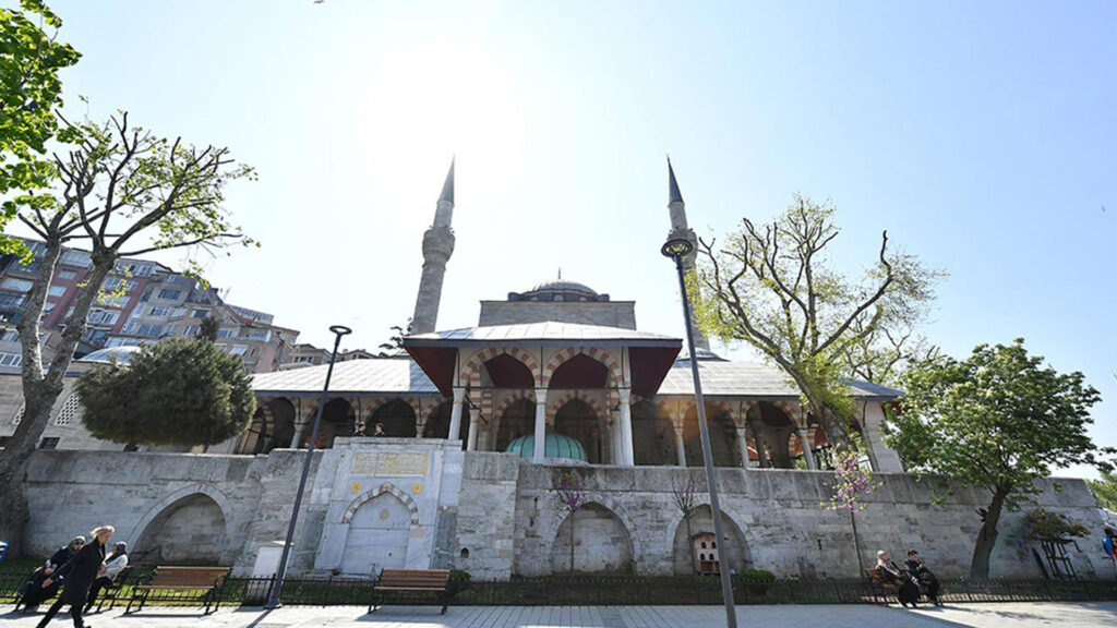 Mihrimah Sultan Mosque - Ottoman Elegance in Istanbul