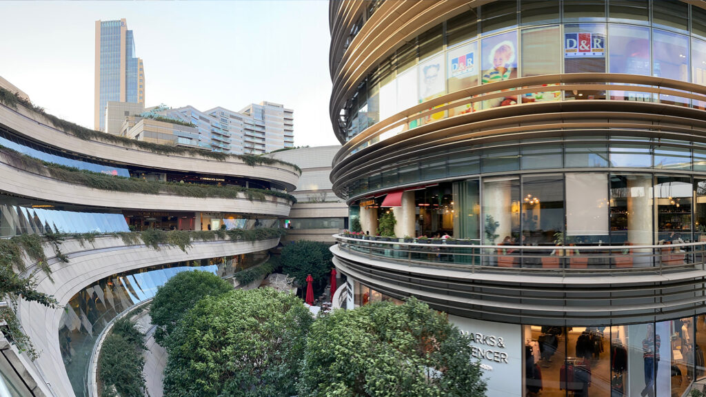 Open-Air Shopping at Kanyon Mall