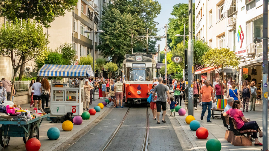 Relax by the Seaside at Moda - Istanbul Asian Side Guide 